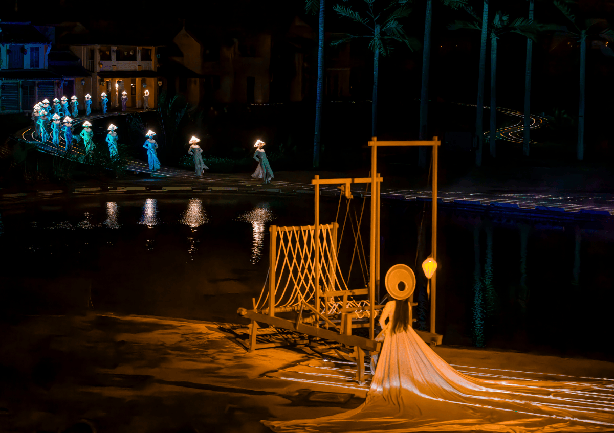 Hoi An Memories Show stage with traditional Vietnamese performance at night