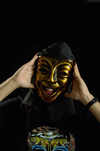 Avatar ẩn danh 17