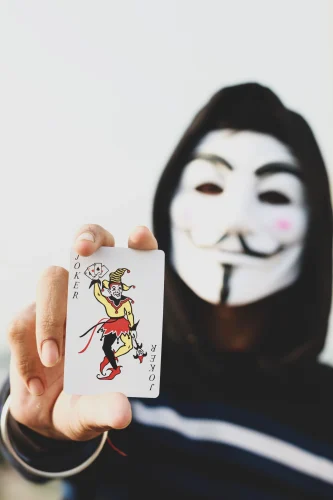 Avatar ẩn danh 23