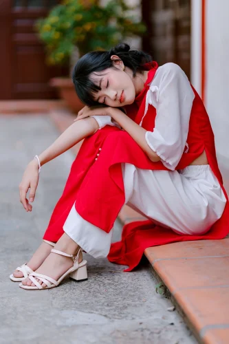 Avatar đỏ 50
