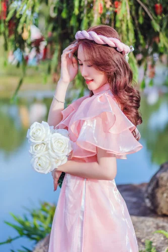 Avatar hồng 16