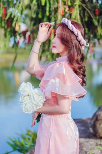 Avatar hồng 17