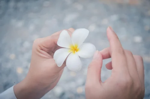 Hình nền buồn 2