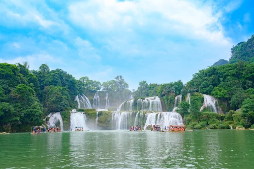 Hình nền thác nước 1