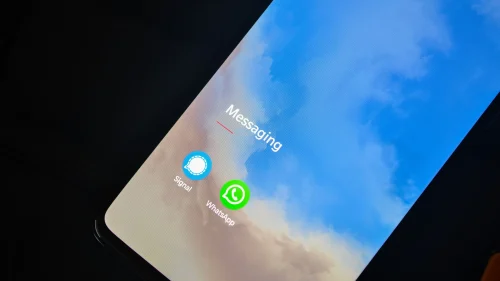 Meme Messenger 11