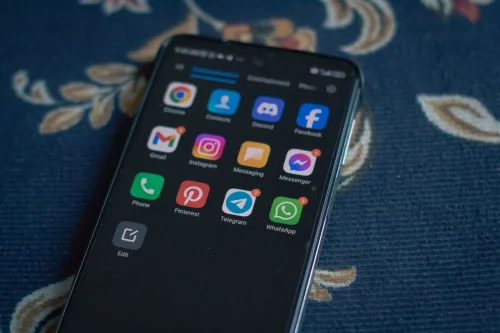 Meme Messenger 33