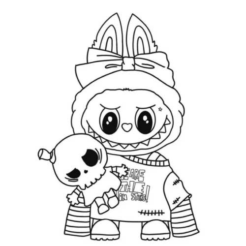 Labubu ôm búp bê mặc áo kẻ sọc